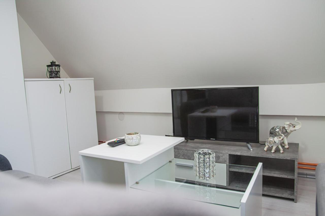 Family Apartmani Le Leskovac  Luaran gambar
