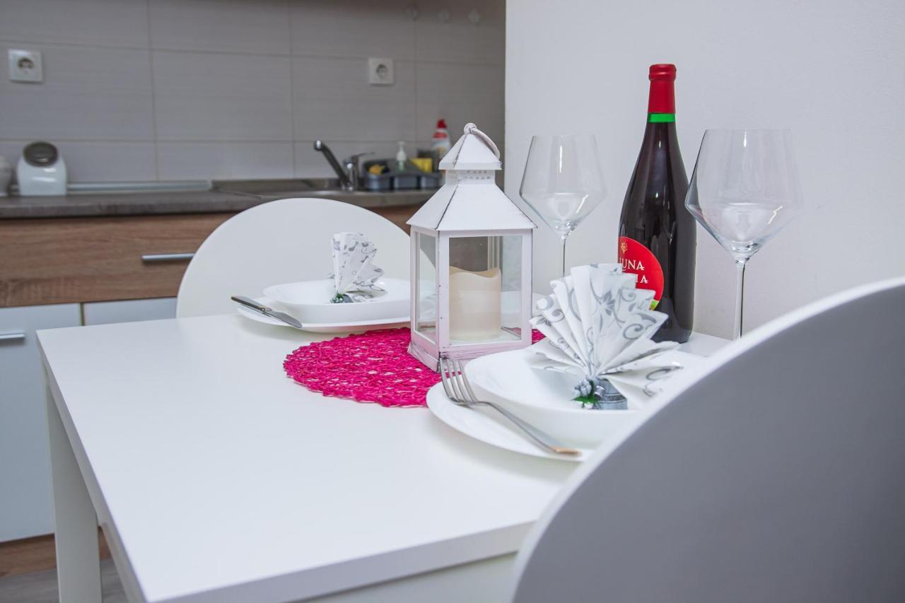 Family Apartmani Le Leskovac  Luaran gambar