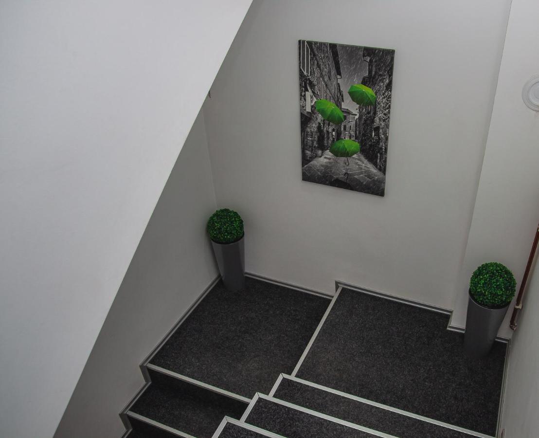 Family Apartmani Le Leskovac  Luaran gambar